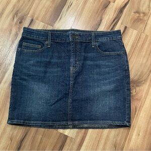 2011 Levi's Denim Mini Skirt Sz 10